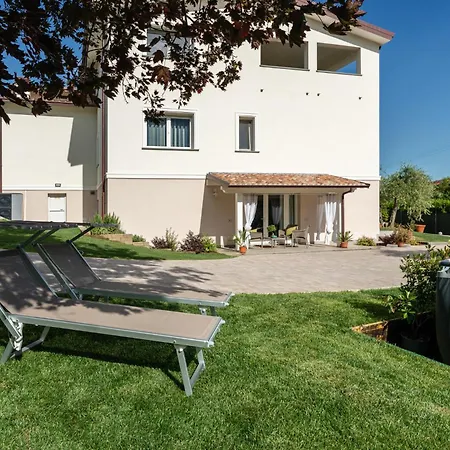 Meschi Villa *